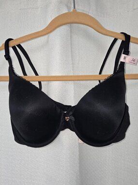 Victorias Secret Body Perfect Coverage Bra 34C NEW